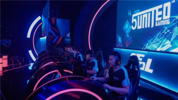 他总是那个 他总是那个